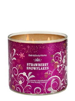 Свічка Strawberry Snowflakes Bath and Body Works