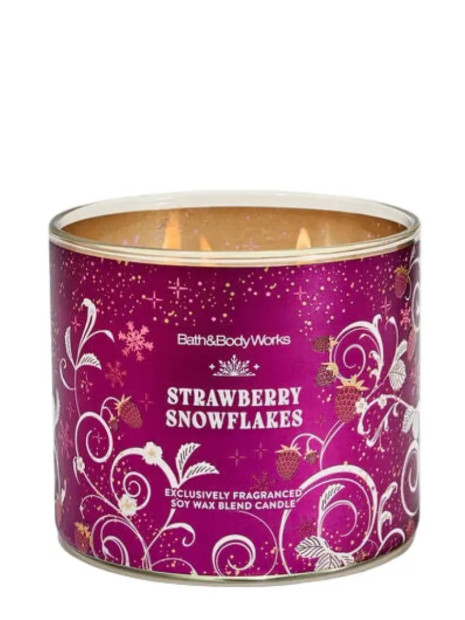 Свічка Strawberry Snowflakes Bath and Body Works