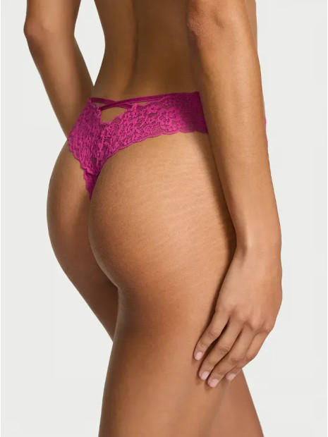 Мереживні трусики від Victoria's Secret - Lace Strappy-Back Thong Panty