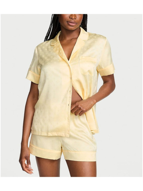 Сатинова піжама Victoria's Secret Signature Satin Short Pajama Set - колір Sunny Honey Сатинова піжама Victoria's Secret Signature Satin Short Pajama Set - колір Sunny Honey