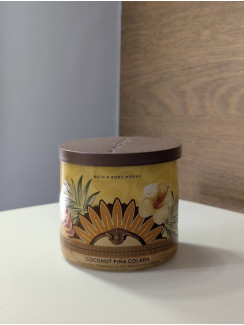 Свічка Coconut Piña Colada Bath and Body Works