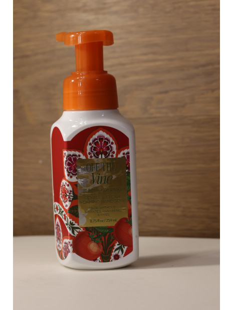 Уцінка! Мило для рук Off the Vine Bath and Body Works