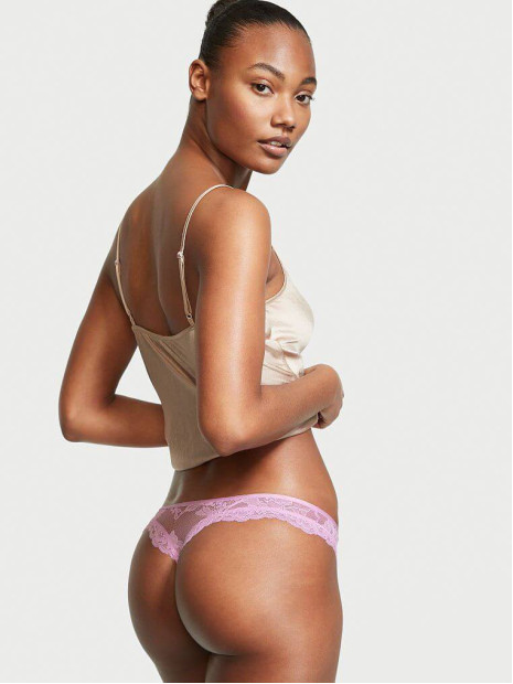 Трусики стрінги з мереживною вставкою від Victoria's Secret