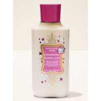Лосьйон Strawberry Snowflakes Bath and Body Works 