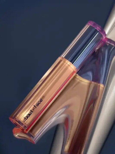Мерехтливий блиск для губ з оліями кокоса та лаванди About Face Light Lock Lip Gloss Payton 4.3 мл