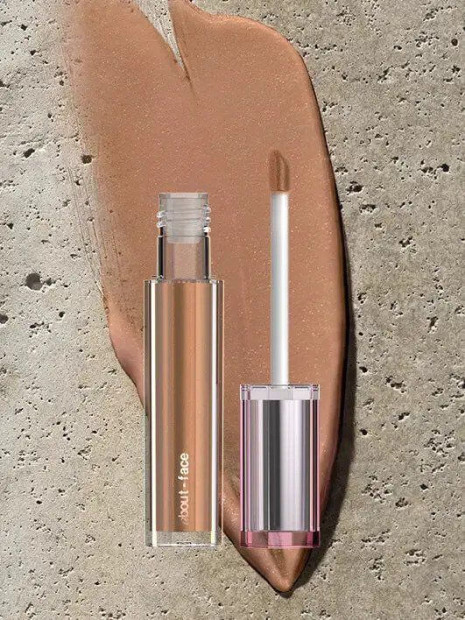 Мерехтливий блиск для губ з оліями кокоса та лаванди About Face Light Lock Lip Gloss Payton 4.3 мл