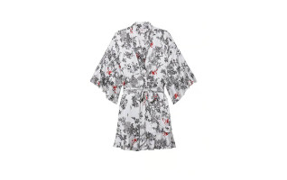 Сатиновий халат Victoria's Secret Satin Flounce Robe
