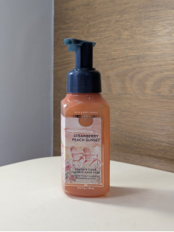 Уцінка! Мило для рук Strawberry Peach Sunset Bath and Body Works