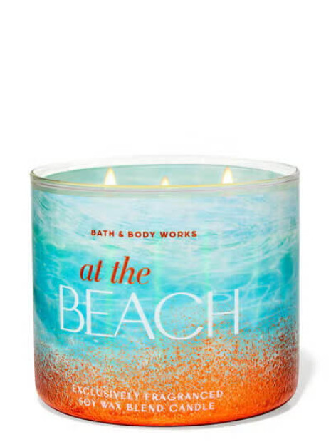 Свічка At the Beach Bath and Body Works